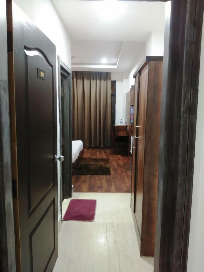 Готель Ak Continental - Mcleodganj Дармсала Екстер'єр фото