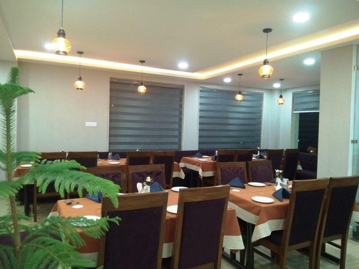 Готель Ak Continental - Mcleodganj Дармсала Екстер'єр фото
