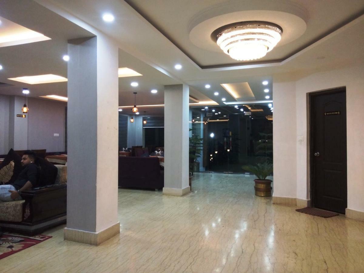 Готель Ak Continental - Mcleodganj Дармсала Екстер'єр фото