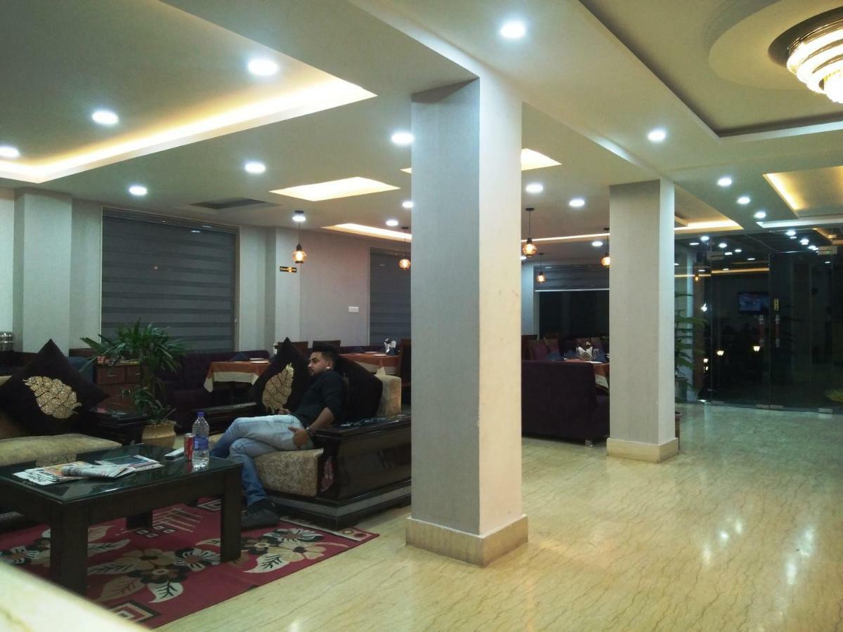 Готель Ak Continental - Mcleodganj Дармсала Екстер'єр фото
